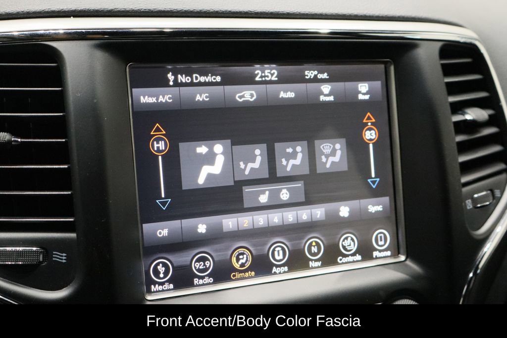 Used 2018 Jeep Grand Cherokee Altitude image 29