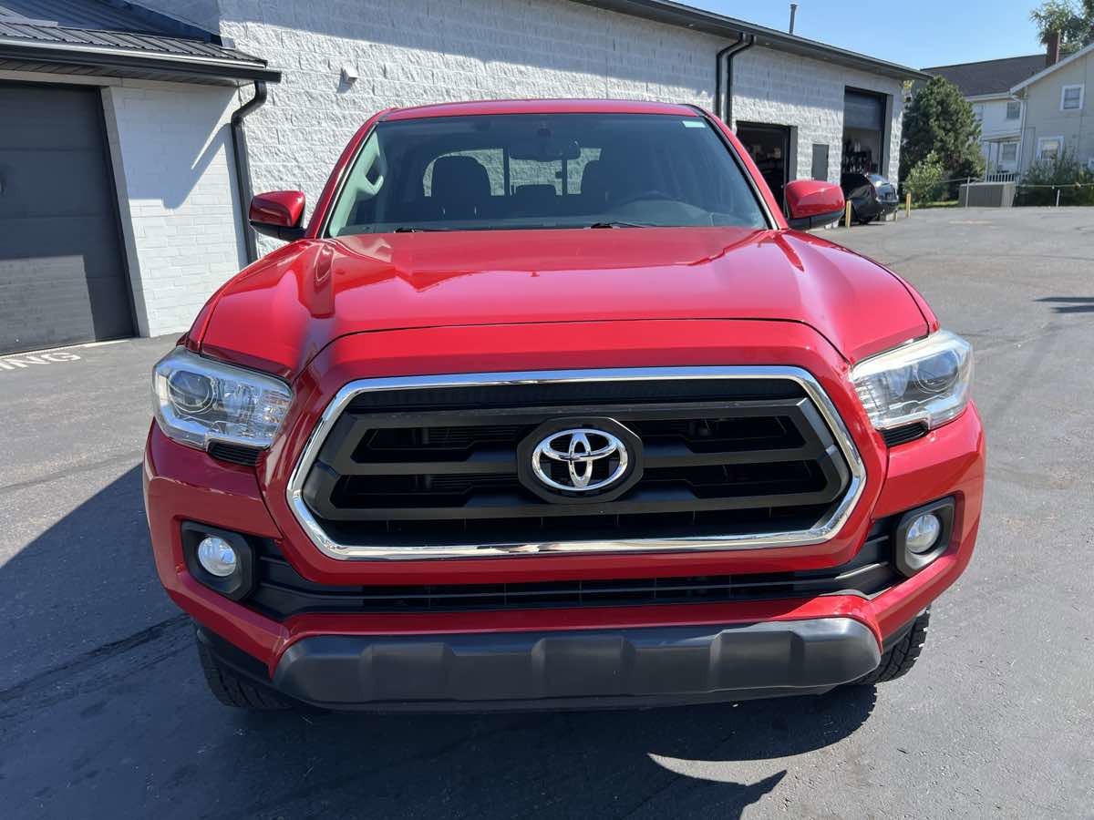 Used 2017 Toyota Tacoma SR5 image 7