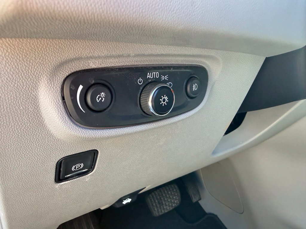 Used 2022 GMC Terrain SLT AWD/4WD image 13