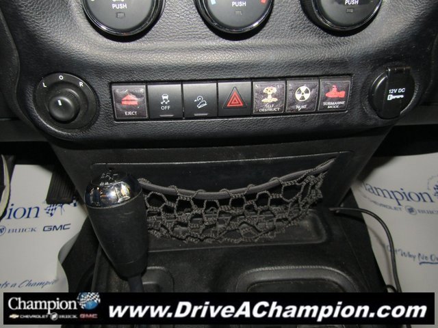 Used 2013 Jeep Wrangler Unlimited Sport image 29