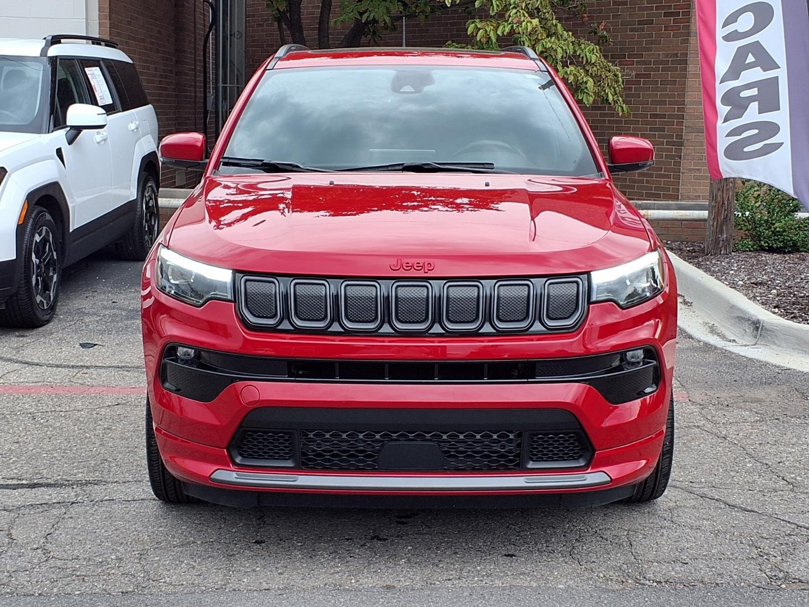 Used 2022 Jeep Compass Limited w/ (RED) Package AWD/4WD image 26