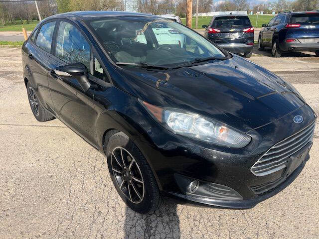 Used 2019 Ford Fiesta SE w/ Equipment Group 202A image 3