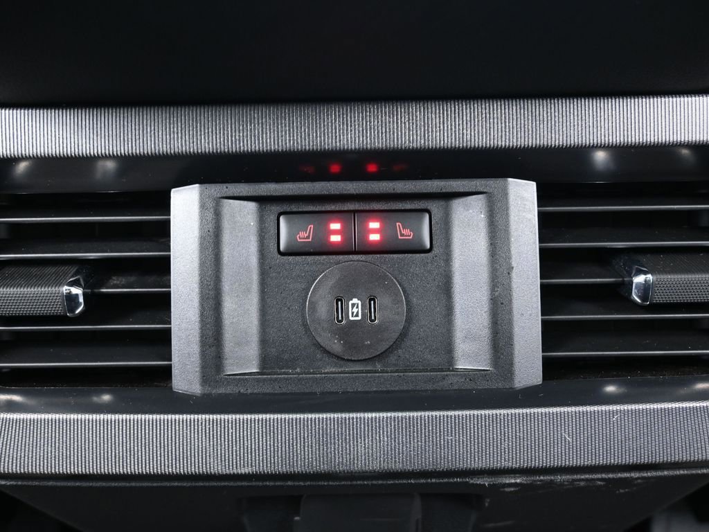 Used 2025 Ford F250 Platinum image 43