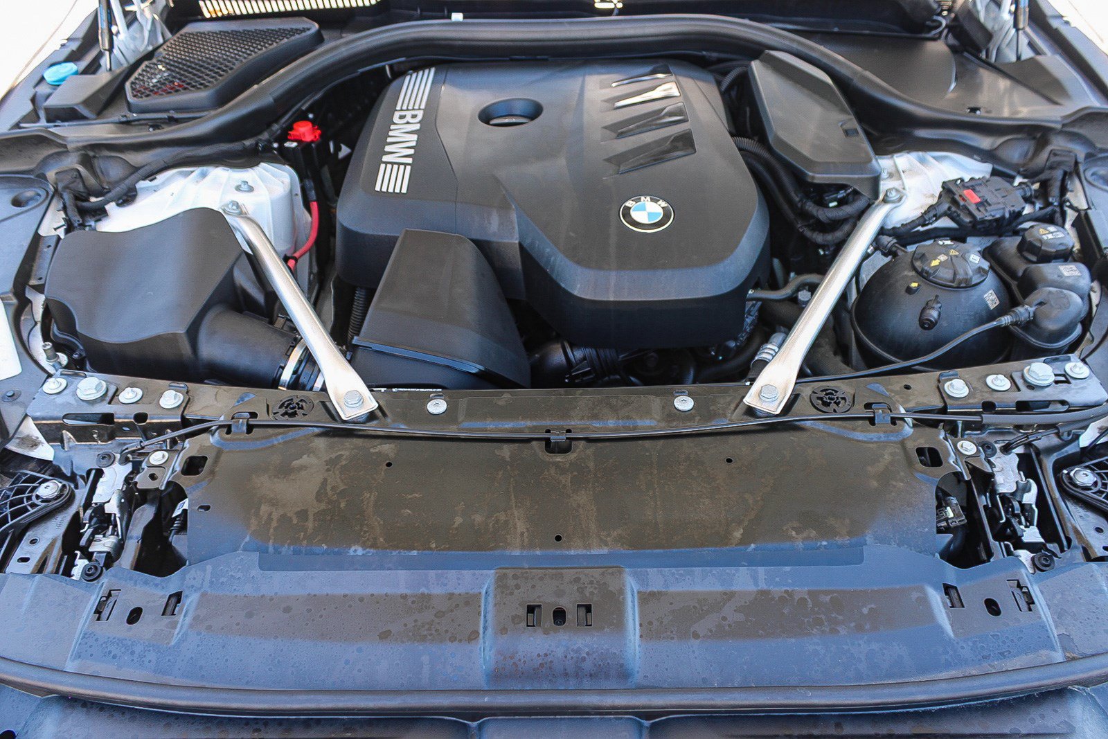 Used 2024 BMW 530i w/ Convenience Package RWD image 27