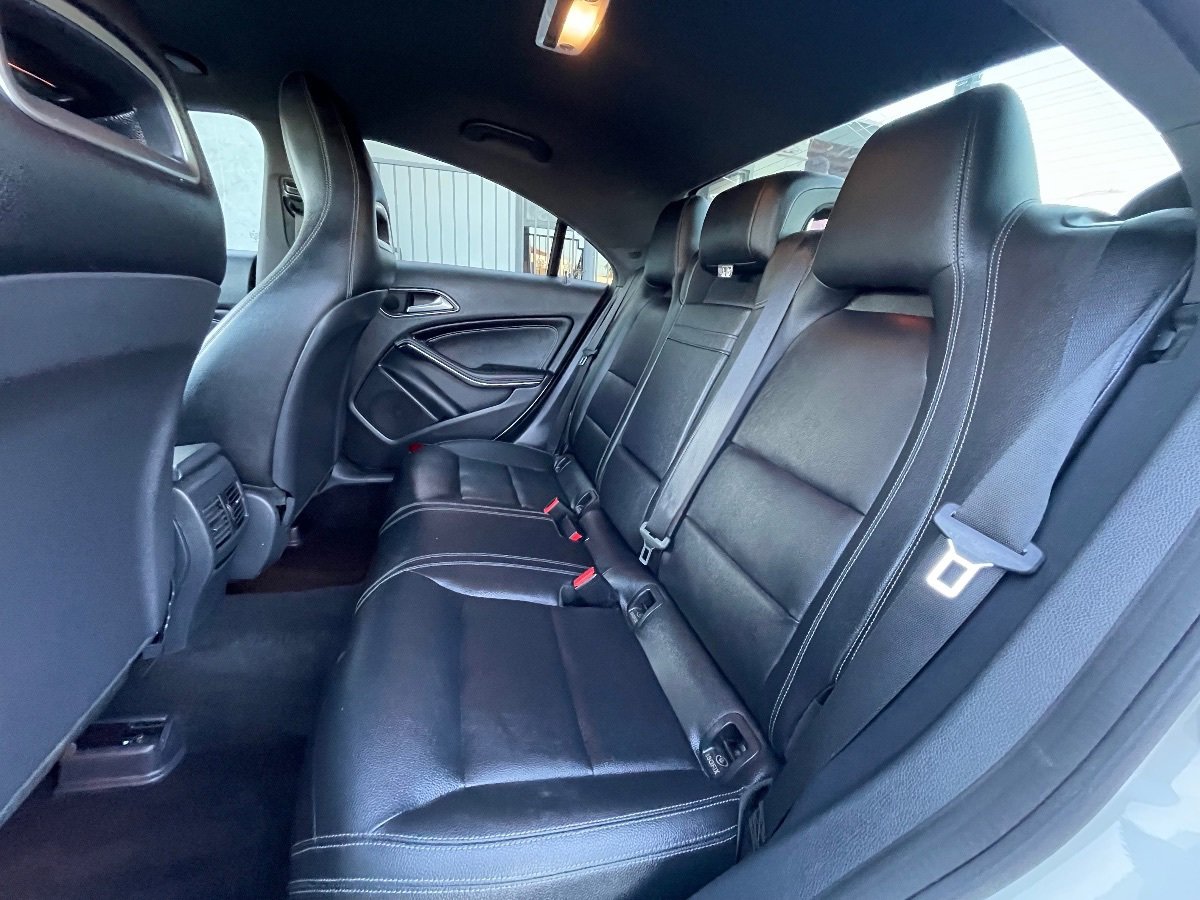 Used 2016 Mercedes-Benz CLA 250 4MATIC image 15