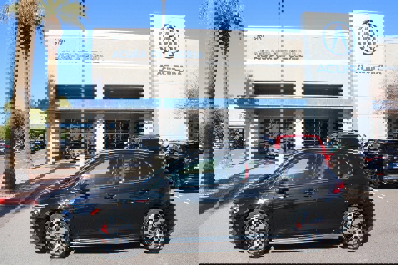 Used 2024 Volkswagen GTI S image 2