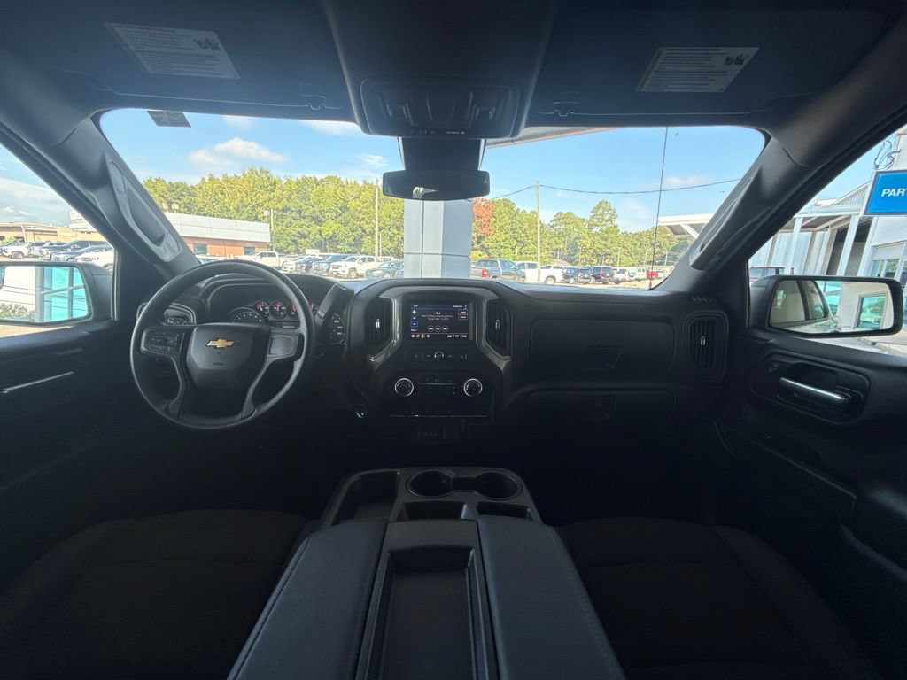 Used 2022 Chevrolet Silverado 1500 Custom AWD/4WD image 23