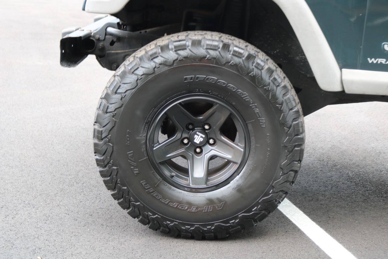 Used 2006 Jeep Wrangler X AWD/4WD image 30