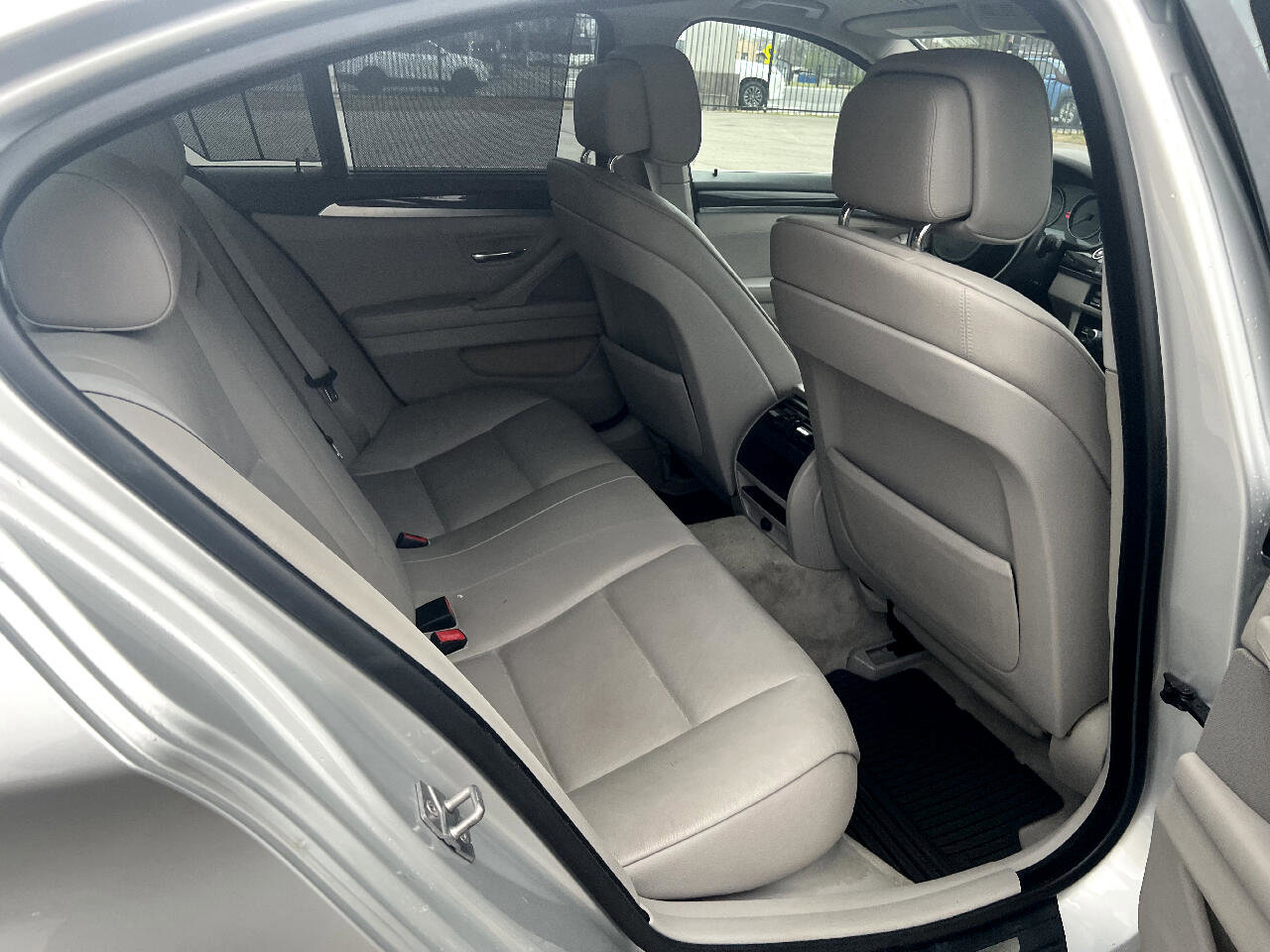 Used 2011 BMW 535i Sedan image 22