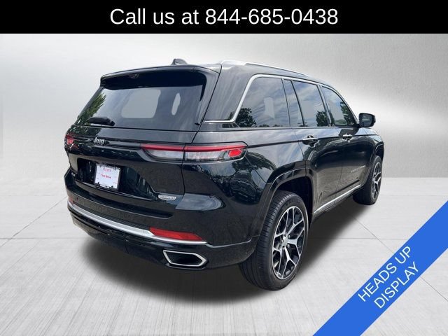 Used 2022 Jeep Grand Cherokee Summit AWD/4WD image 5