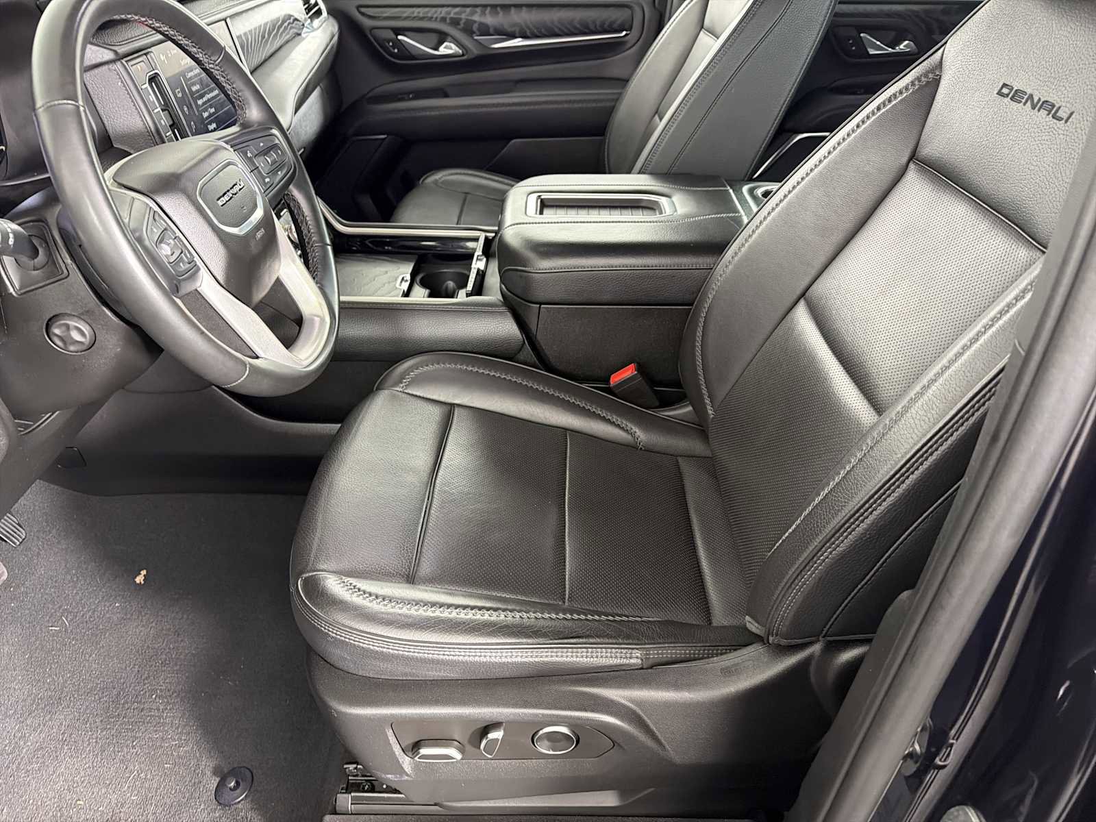 Certified 2023 GMC Yukon Denali image 14