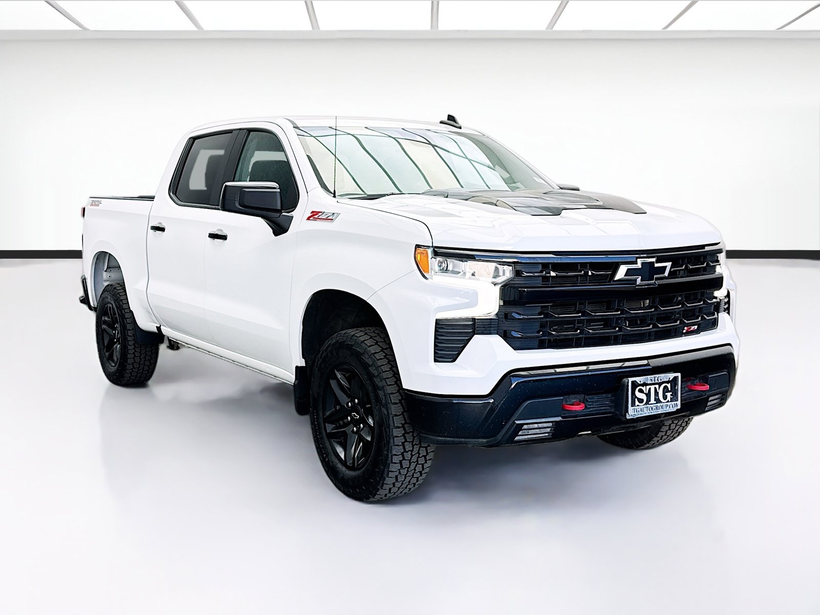Used 2022 Chevrolet Silverado 1500 LT Trail Boss AWD/4WD image 3