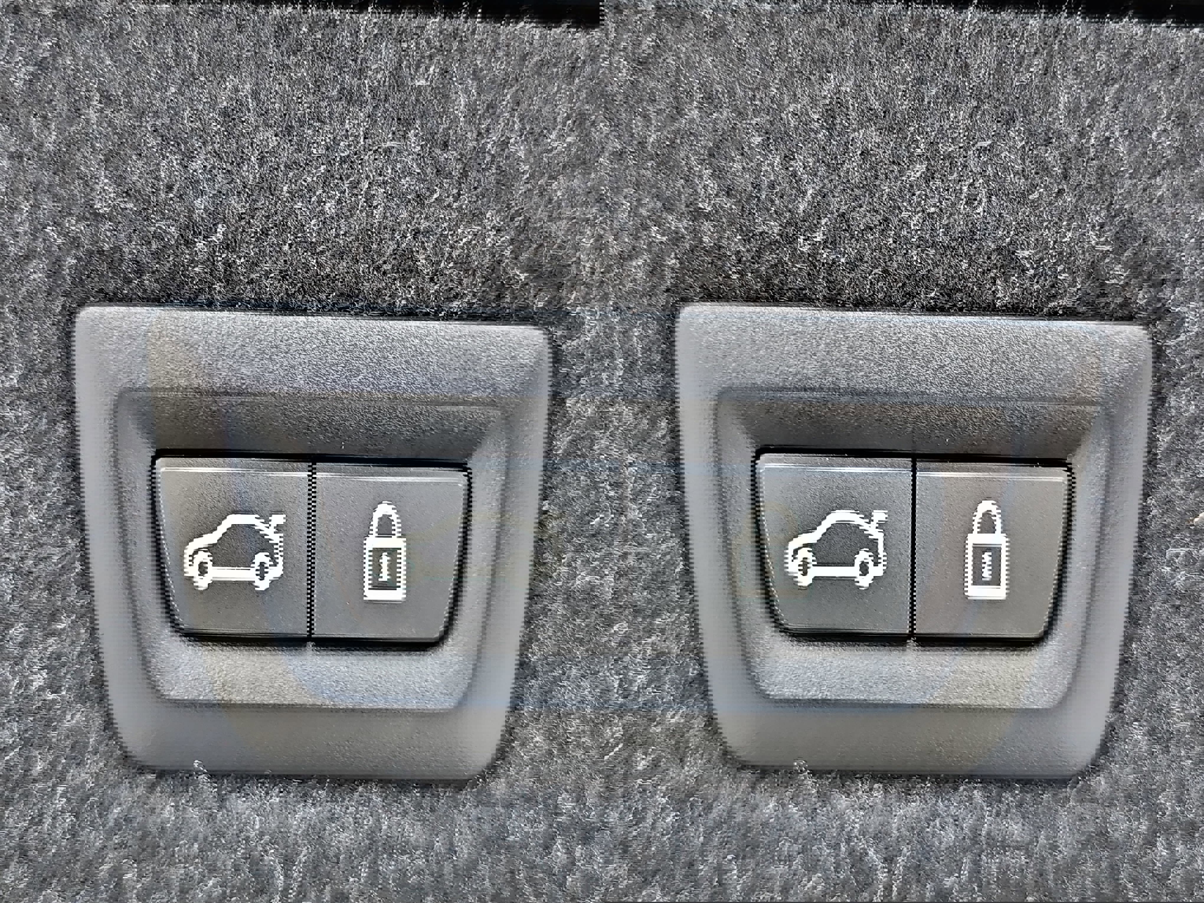 Used 2023 BMW 530i w/ Premium Package image 13