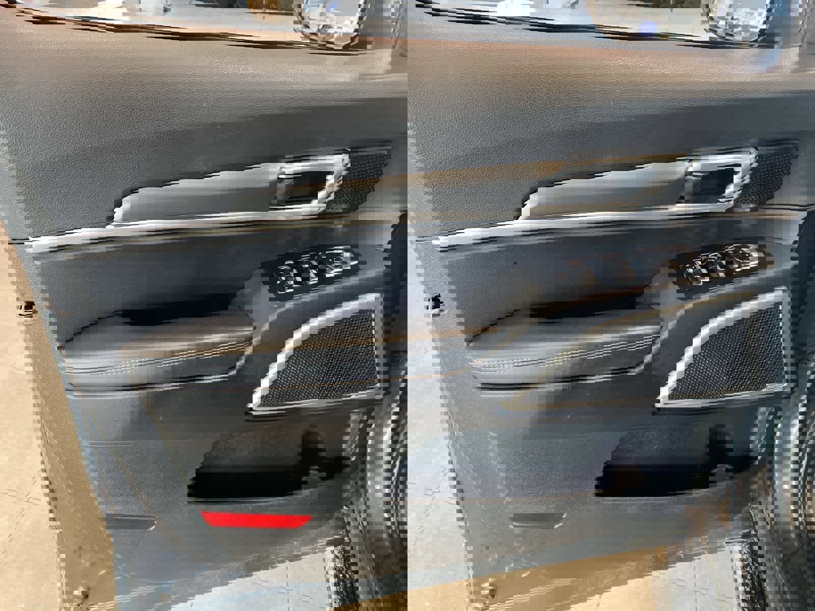 Used 2022 Kia Telluride S image 17