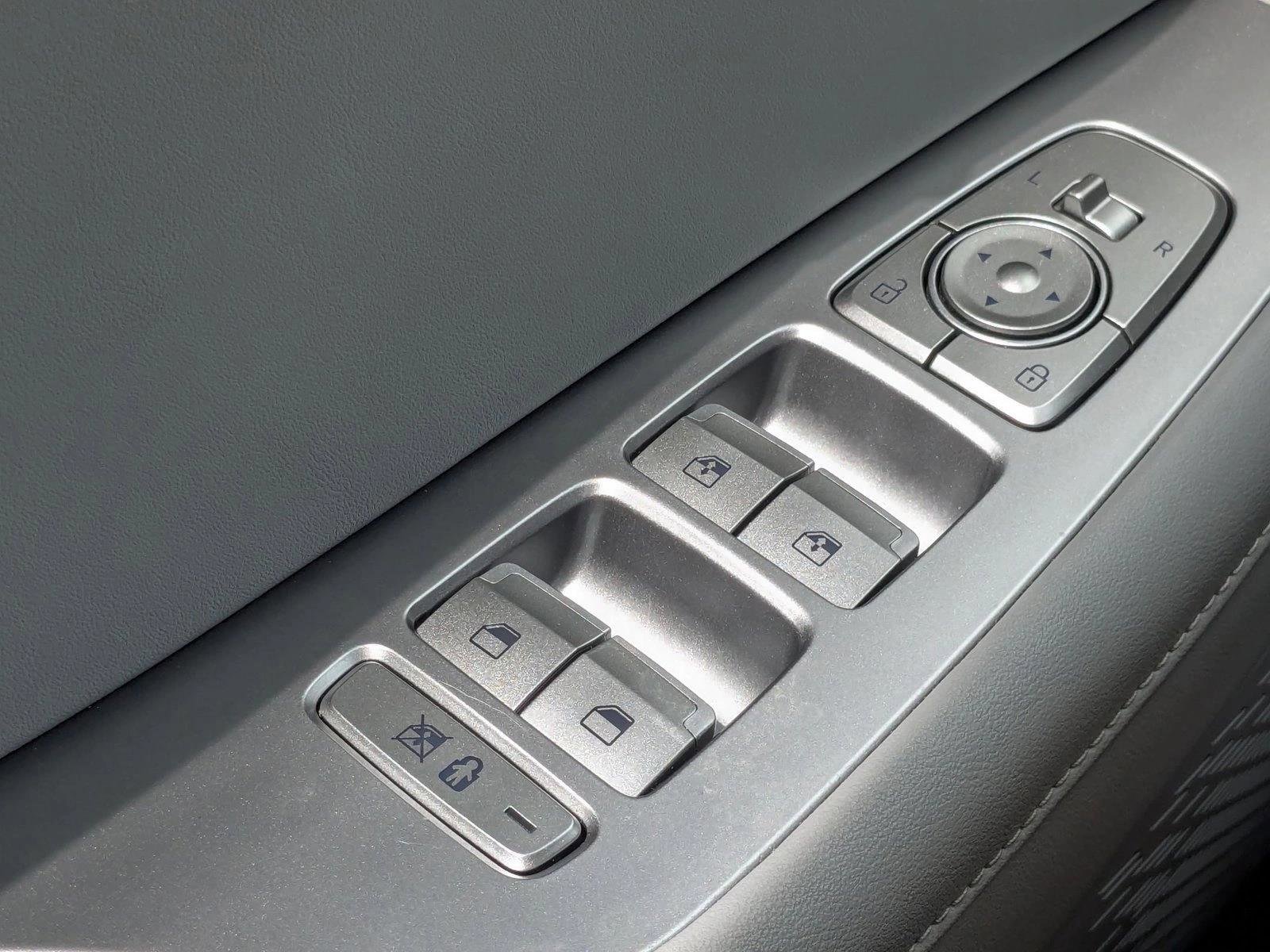 Used 2020 Hyundai Palisade SEL w/ Premium Package FWD image 12