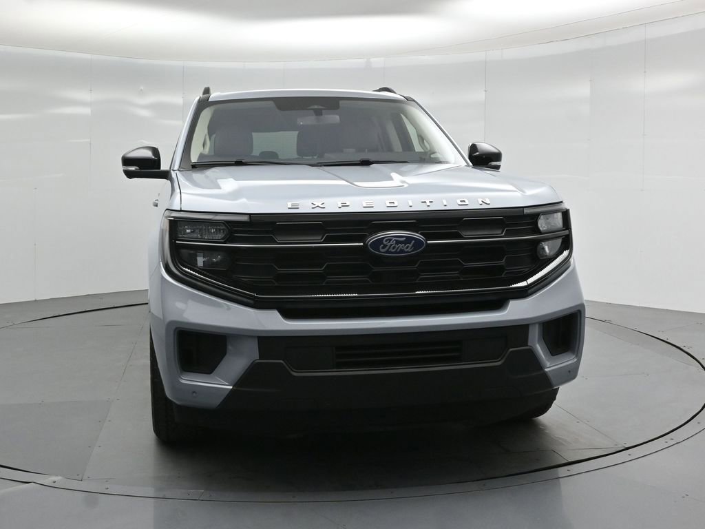 Certified 2025 Ford Expedition Active image 55