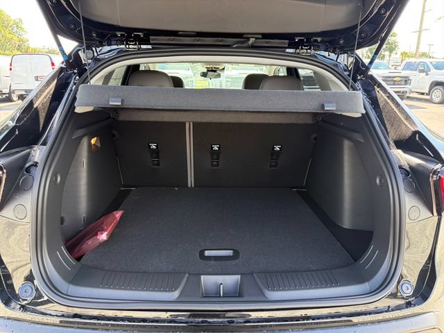 New 2026 Chevrolet Trax ACTIV w/ Sunroof Package FWD image 12