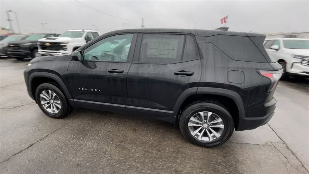 New 2026 Chevrolet Equinox LT w/ Convenience Package II image 7