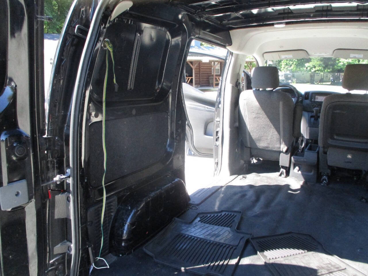 Used 2014 Nissan NV200 SV w/ Technology Package FWD image 27