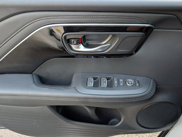 Certified 2025 Acura ADX FWD image 35