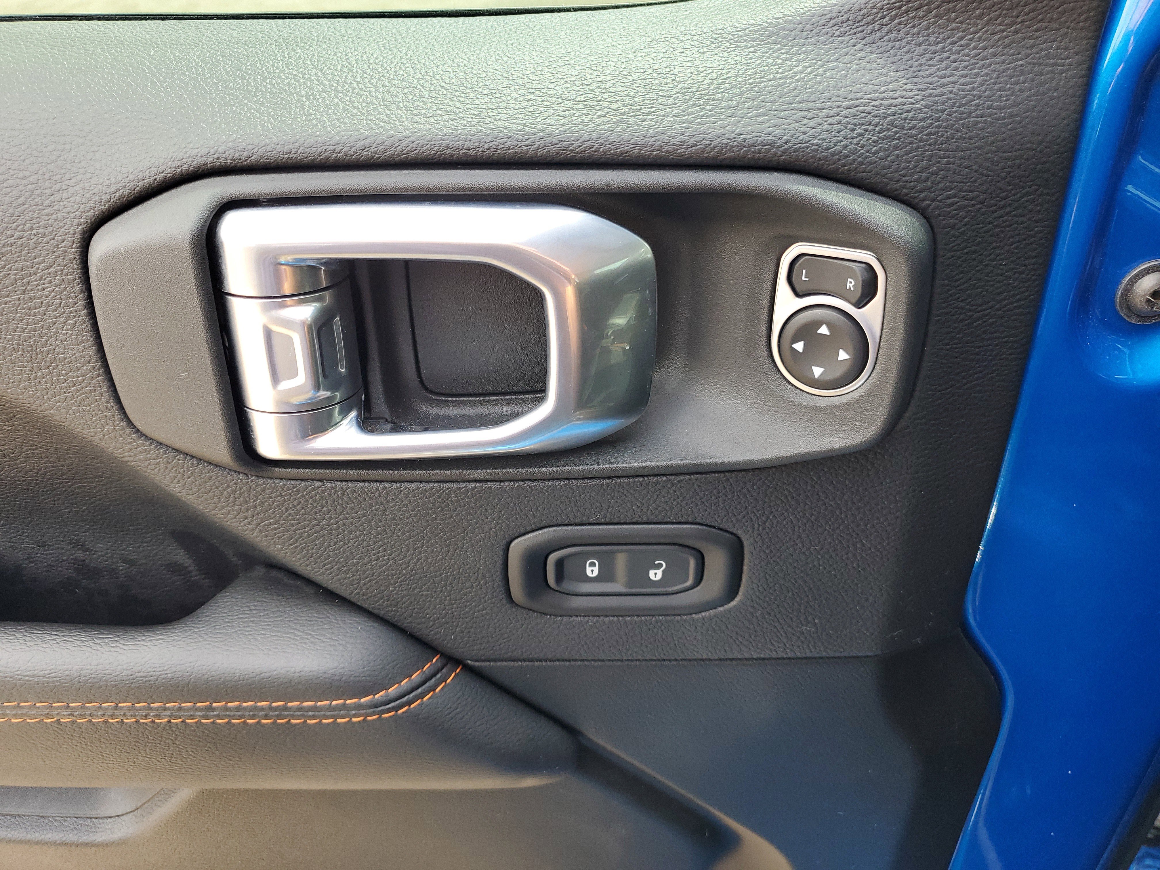 Used 2022 Jeep Gladiator Mojave w/ Trailer Tow Package image 24