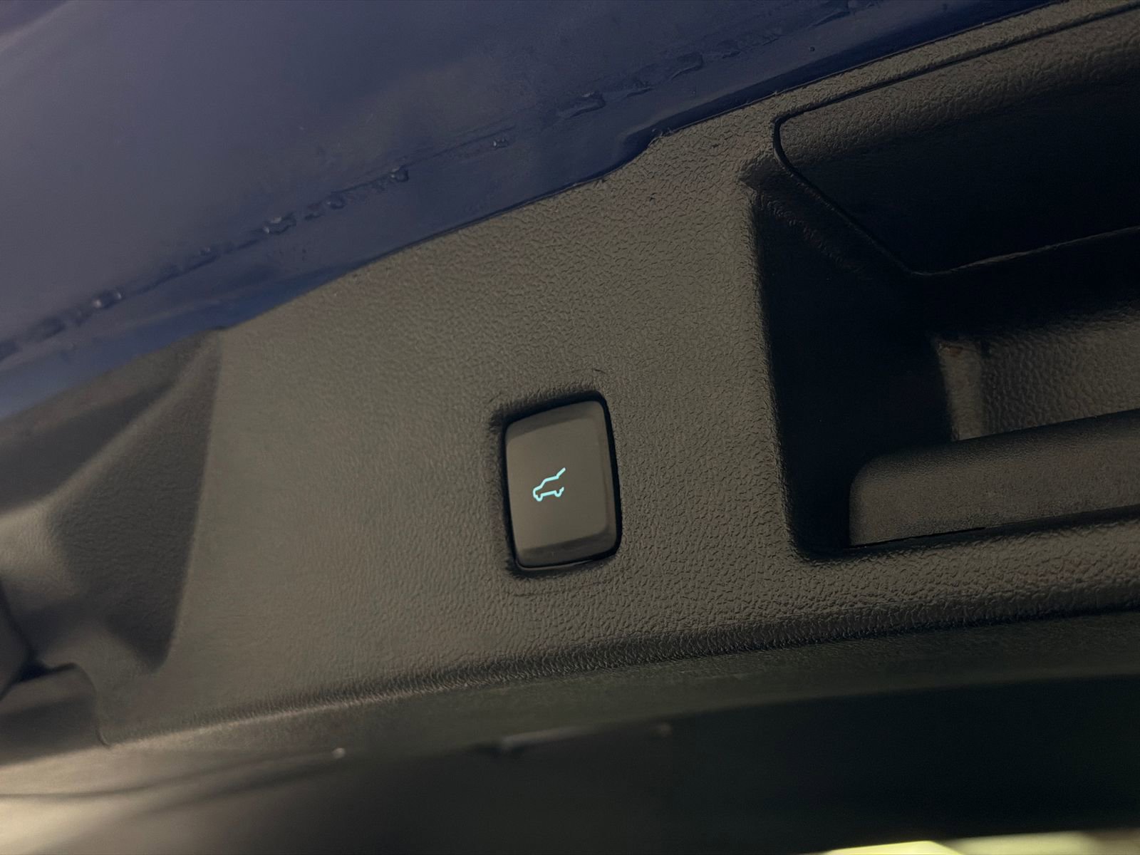 Used 2023 Ford Escape ST-Line Select w/ Tech Pack #2 image 8