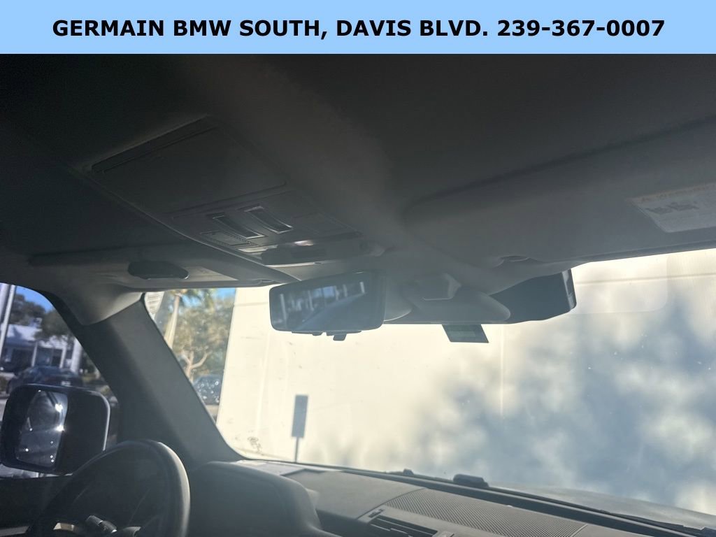 Used 2020 Land Rover Defender 110 SE image 27