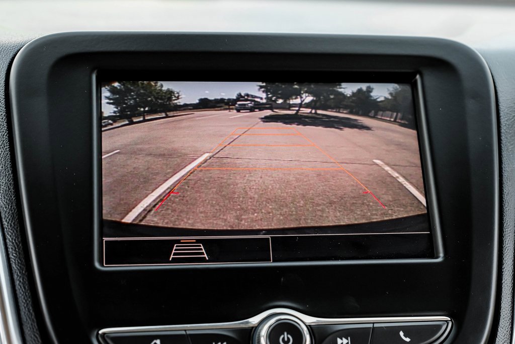 Used 2022 Chevrolet Equinox LS image 25