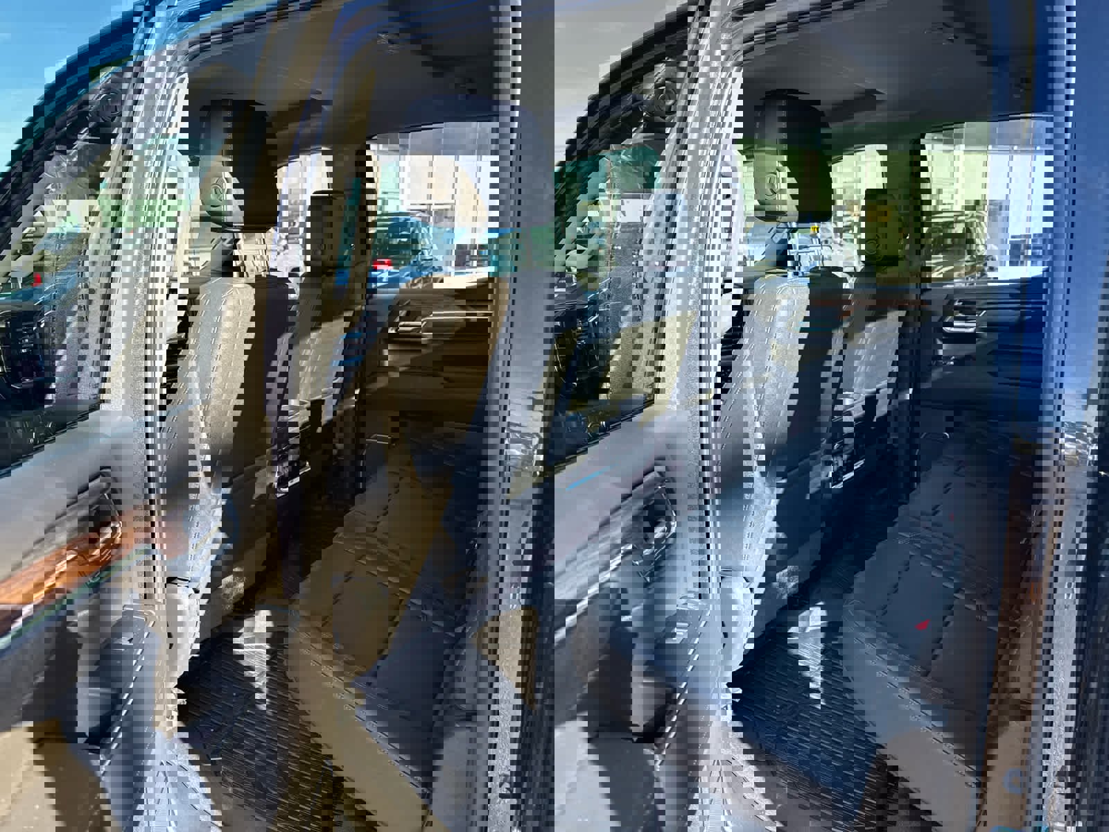 Used 2022 GMC Sierra 1500 SLT AWD/4WD image 20