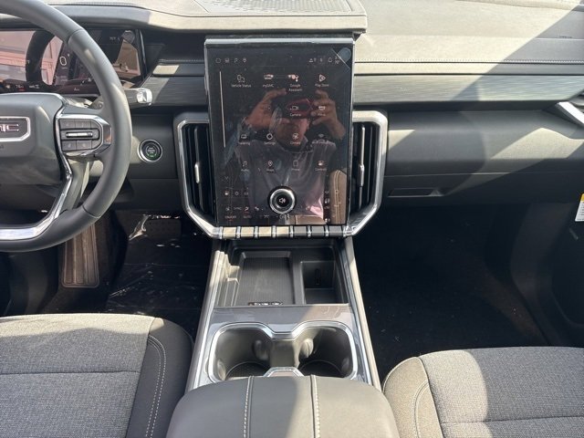 New 2025 GMC Acadia Elevation image 19