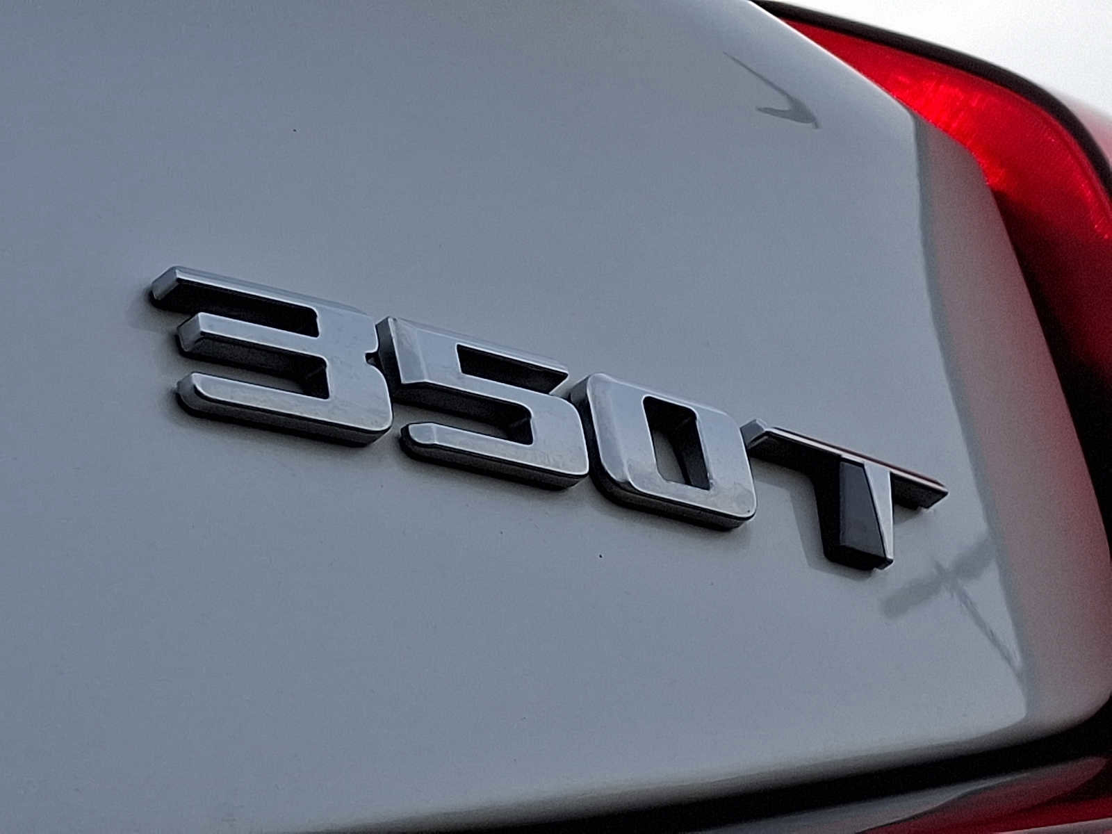 Used 2024 Cadillac XT4 Premium Luxury image 32