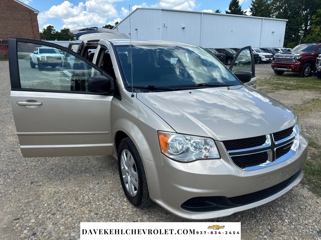 Used 2014 Dodge Grand Caravan SE w/ Quick Order Package 29E SE FWD image 16