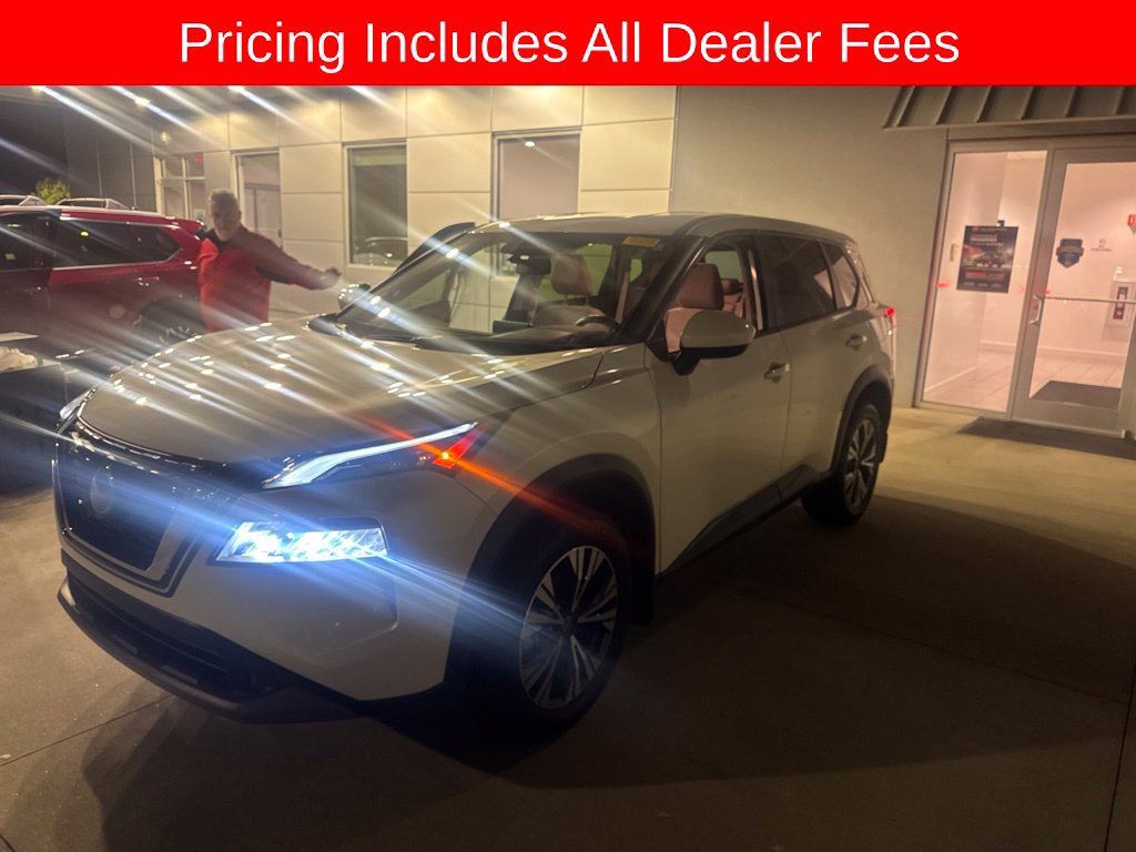 Certified 2023 Nissan Rogue SV FWD image 4