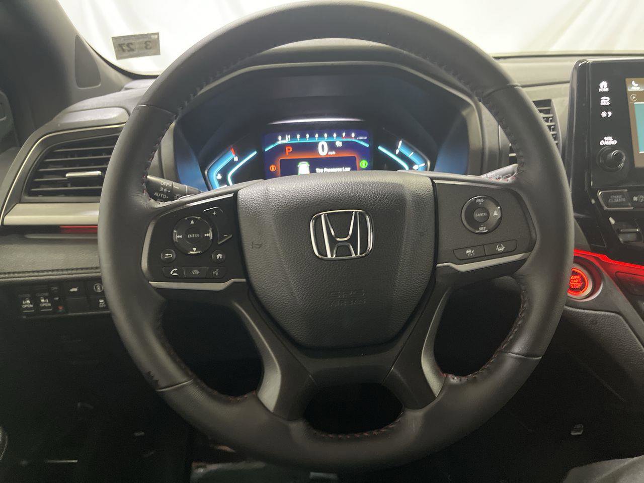 Used 2023 Honda Odyssey Sport image 14