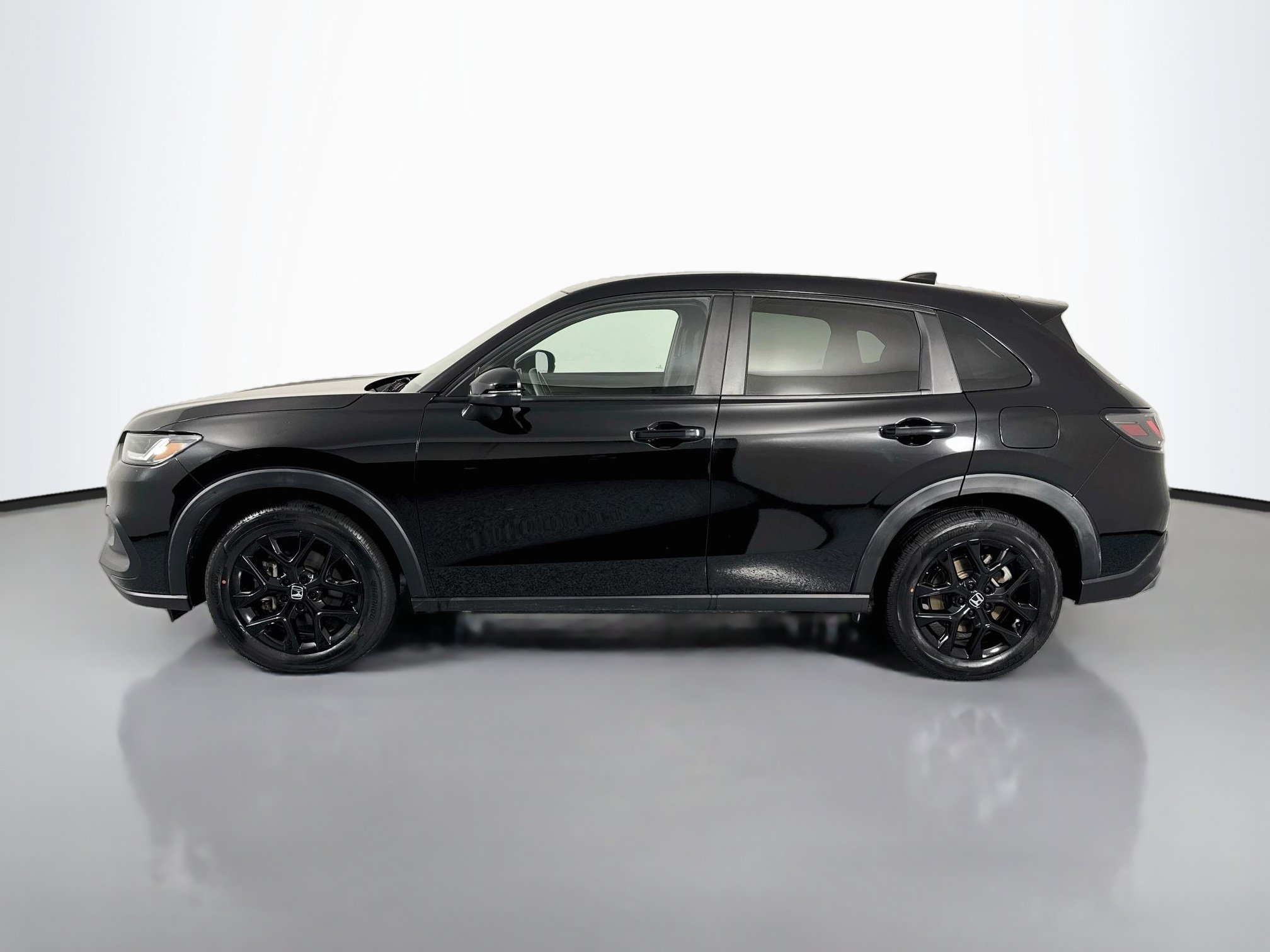 Certified 2024 Honda HR-V Sport image 8