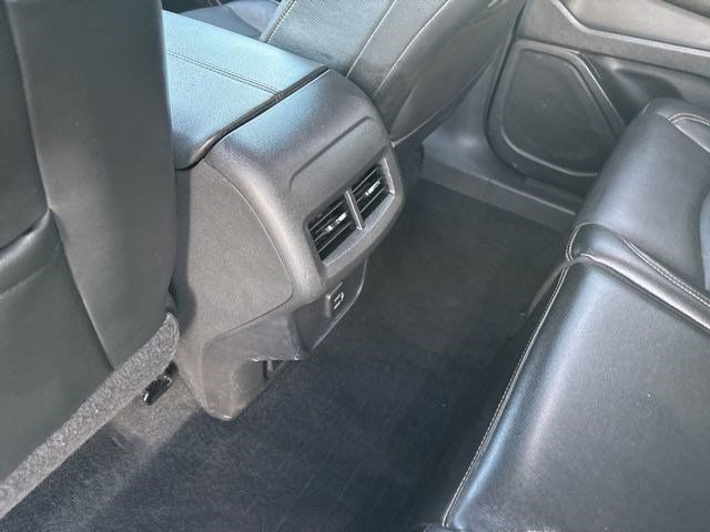 Used 2020 GMC Terrain SLT w/ LPO, Floor Liner Package image 32