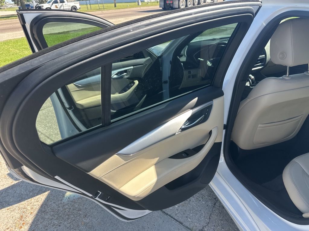 Used 2023 Cadillac CT5 Luxury RWD image 9