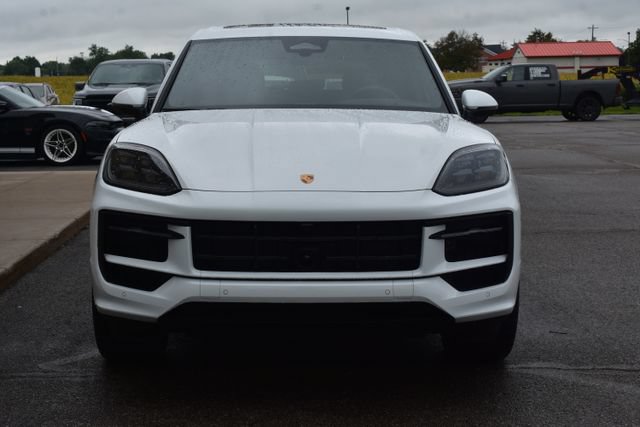 Used 2026 Porsche Cayenne AWD/4WD image 16
