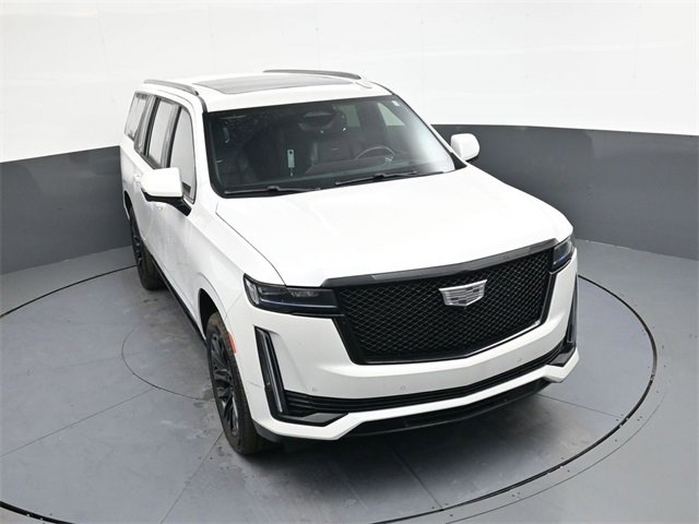 Used 2023 Cadillac Escalade ESV Sport Platinum w/ LPO, ONYX Package image 23