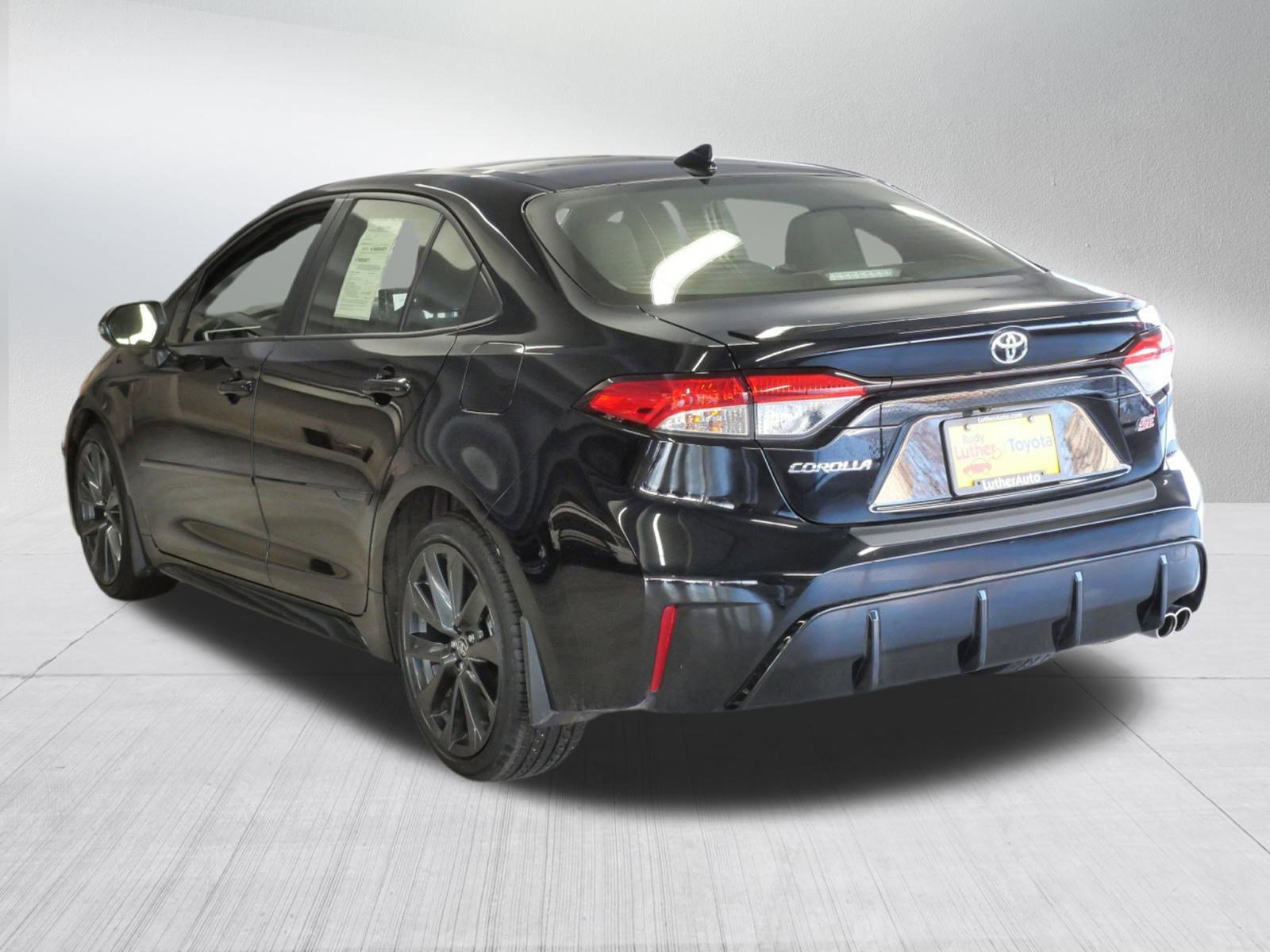 Certified 2023 Toyota Corolla SE w/ SE Premium Package image 6