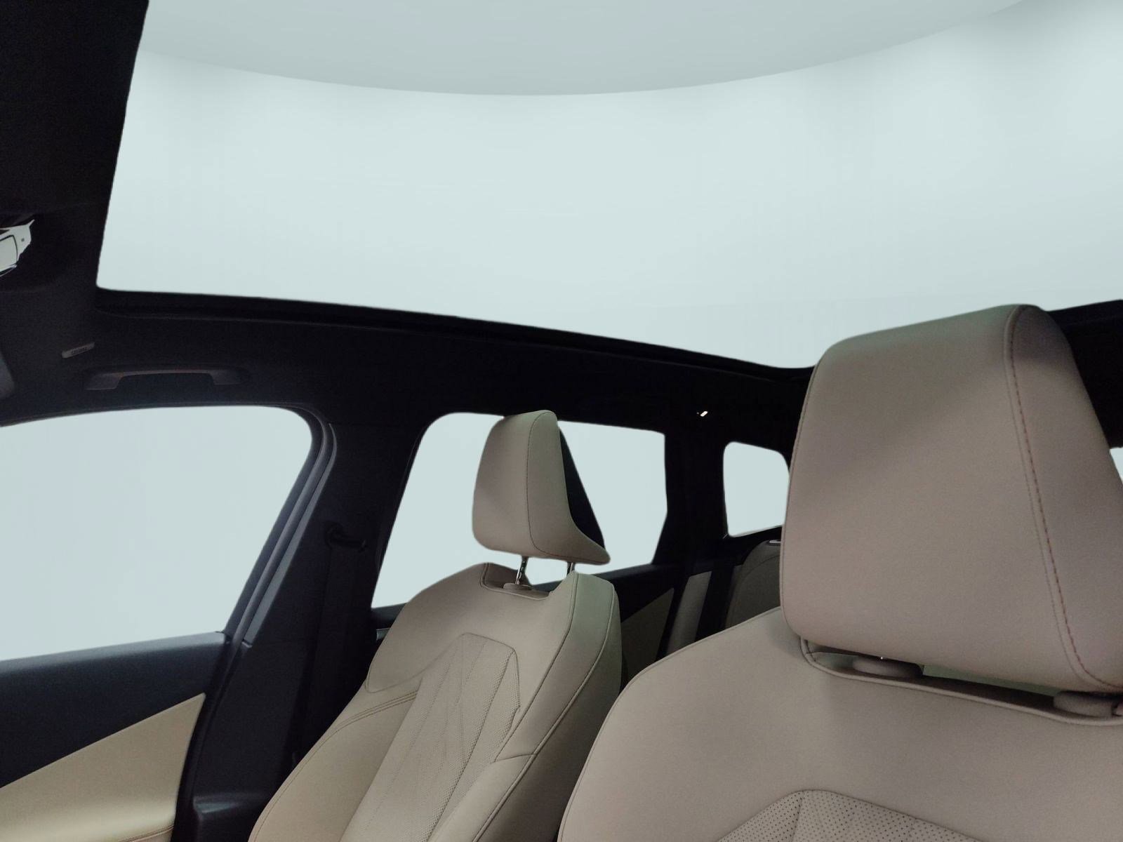 New 2026 BMW X3 xDrive30 w/ Premium Package image 14