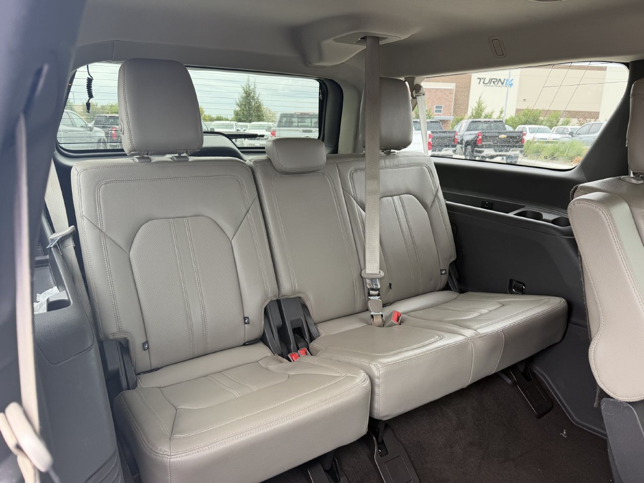 Used 2018 Ford Expedition Max Limited w/ Equipment Group 302A RWD image 30