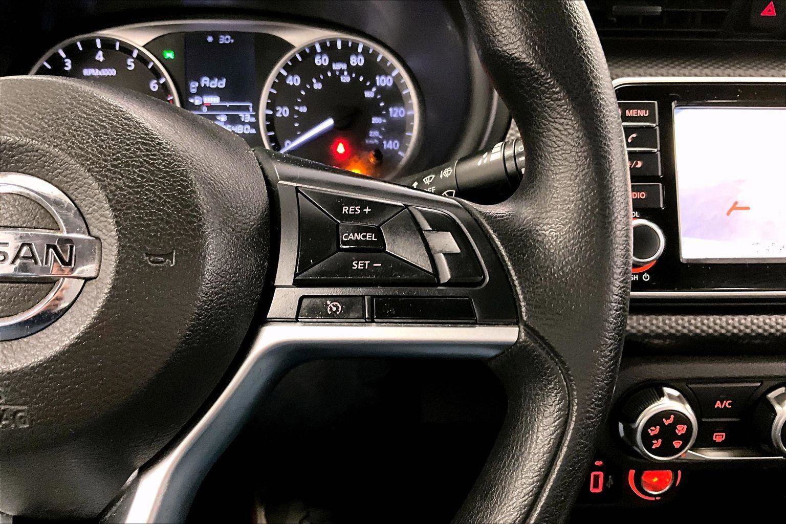 Used 2020 Nissan Kicks S image 18