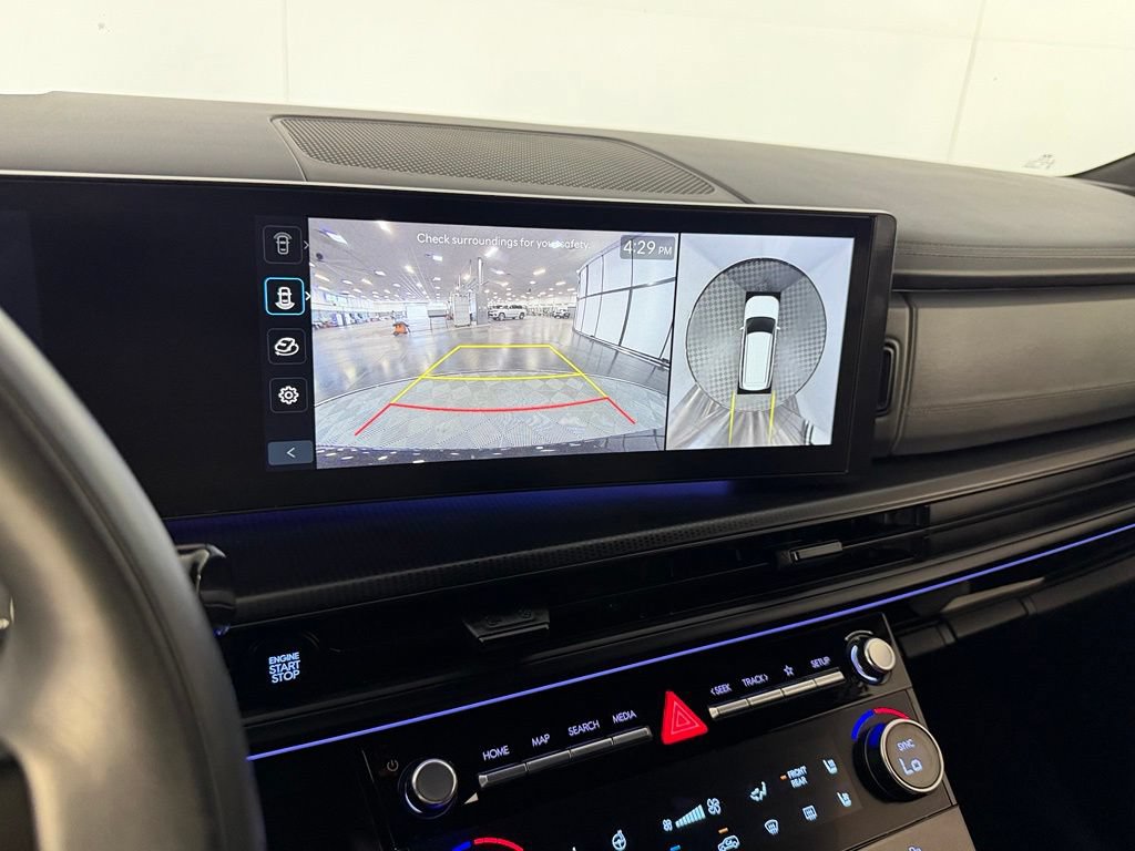 Used 2025 Hyundai Santa Fe Calligraphy AWD/4WD image 18