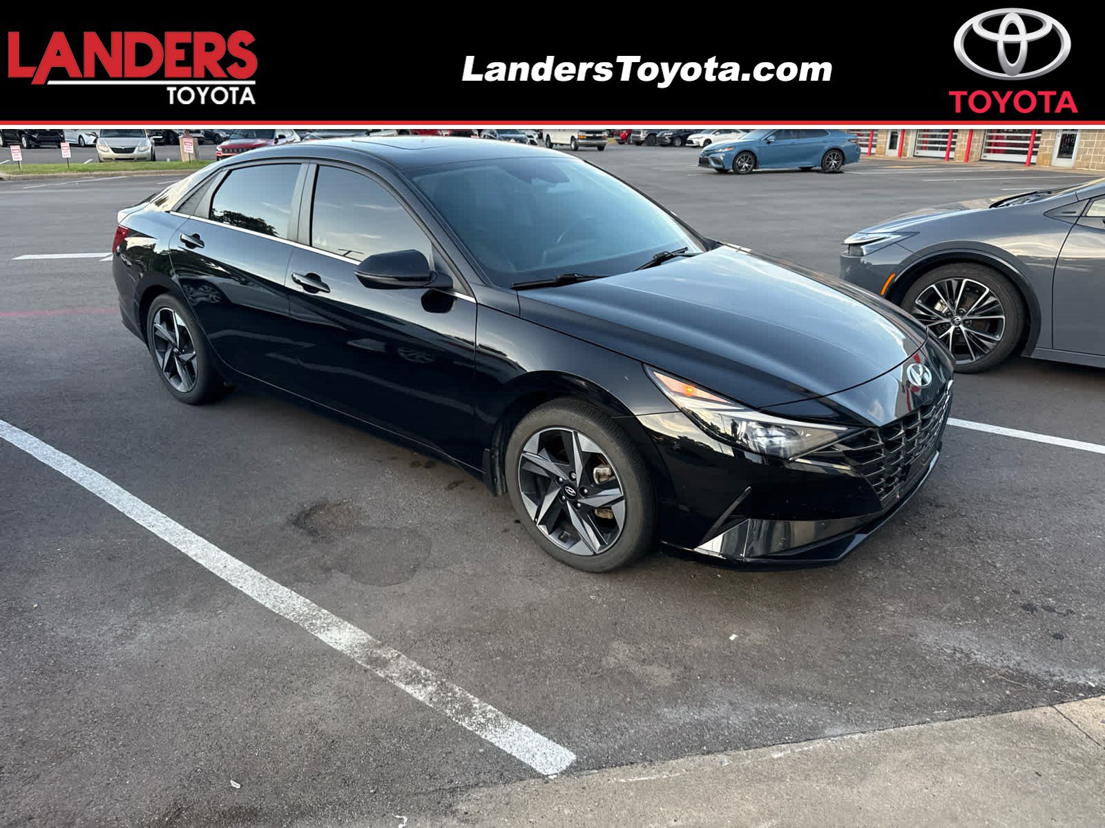Used 2023 Hyundai Elantra Limited