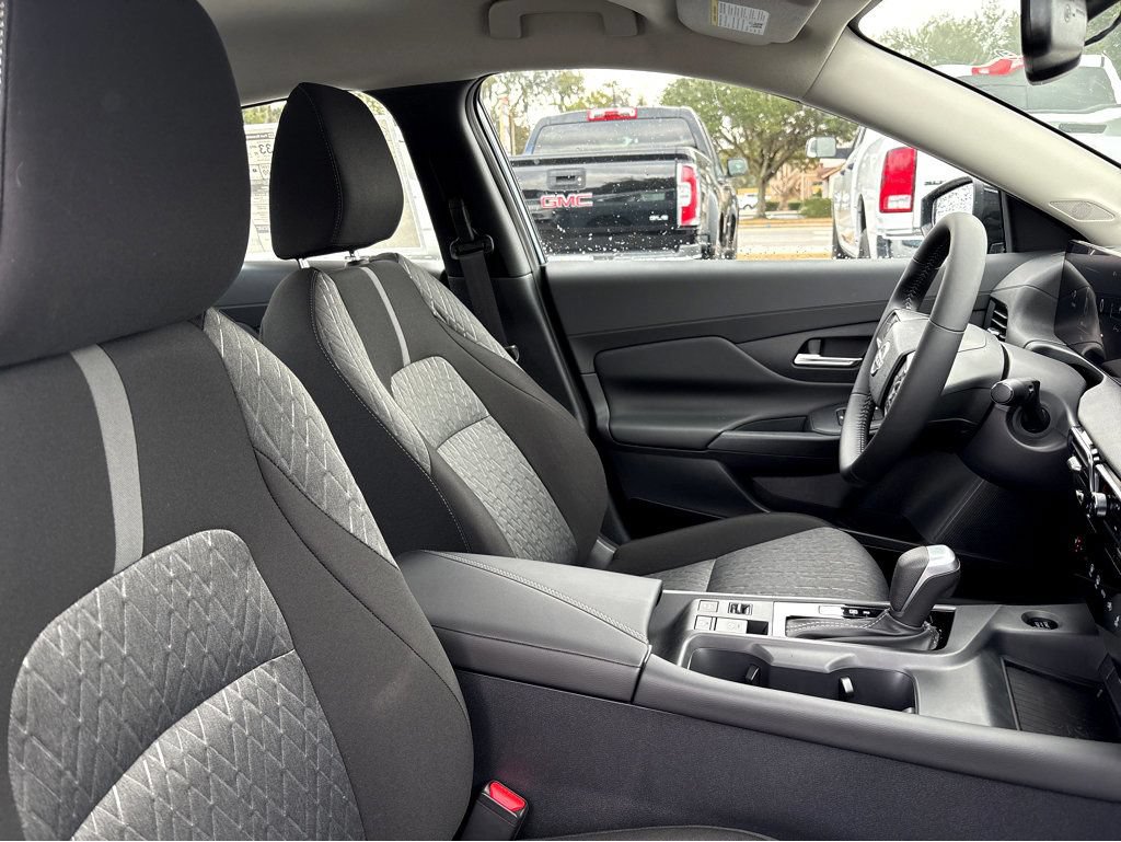New 2026 Nissan Sentra SV w/ SV Convenience Package FWD image 10