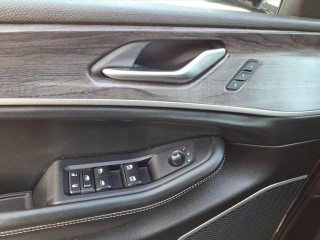 Used 2022 Jeep Grand Cherokee L Limited image 29