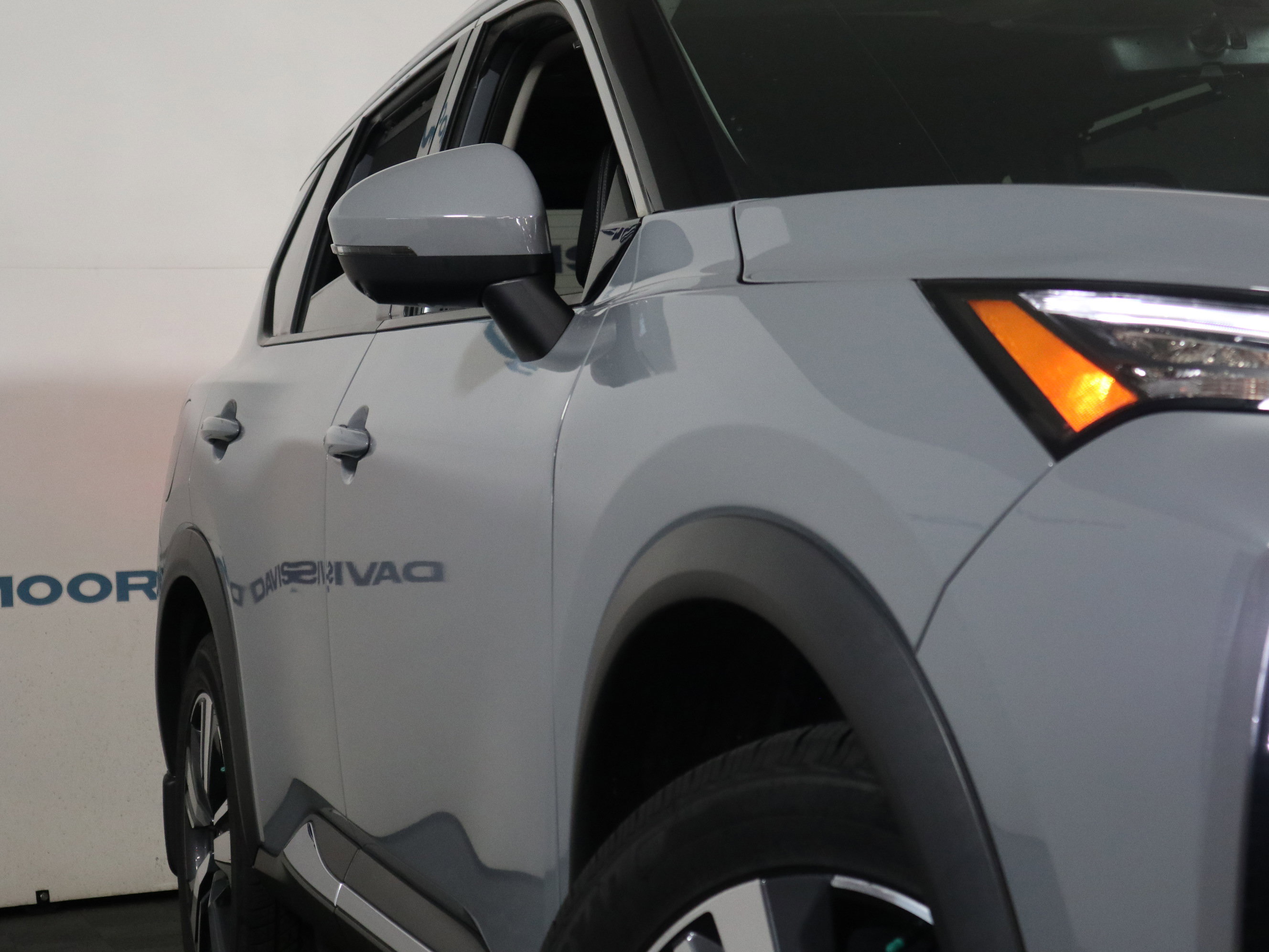 Used 2021 Nissan Rogue SL AWD/4WD image 3