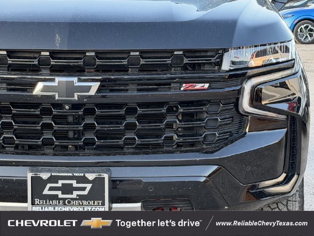 Used 2023 Chevrolet Tahoe Z71 w/ Luxury Package AWD/4WD image 9