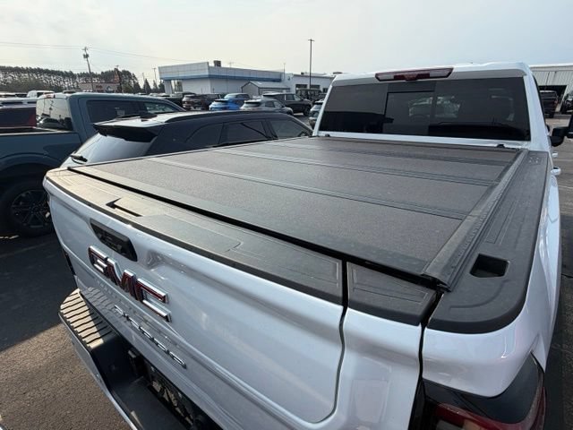 Used 2025 GMC Sierra 3500 AT4 w/ AT4 Premium Plus Package AWD/4WD image 10
